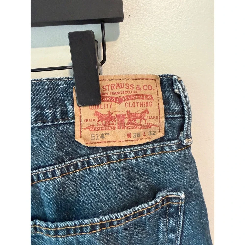 Levis 514 Slim Straight Mens Jeans 36x32 Medium Wash Blue Denim 100% Cotton
